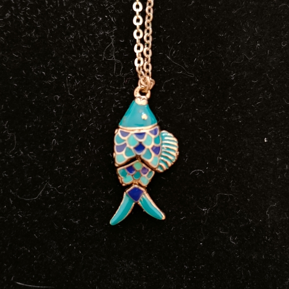 Segmented Fish Necklace - Picture 2 of 5
